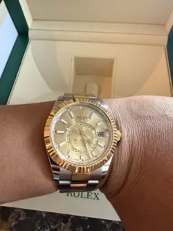 Rolex Sky-Dweller 326933 Champagne Dial Two Tone Gold Bracelet with Card and Box