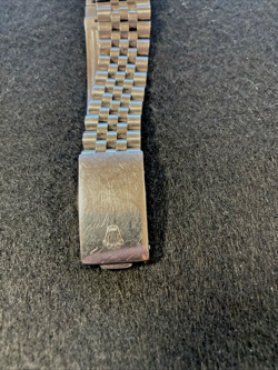 ROLEX OYSTER PERPETUAL WOMANS AIR-KING PERCISION WATCH does not come with box an