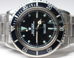 WRISTWATCH BLACK DIAL