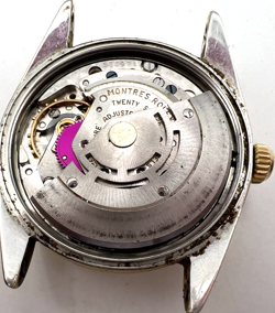 WRIST WATCH.