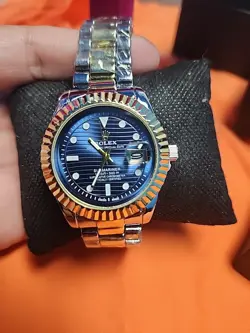 WATCH GOLD NEW