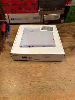 LR-3000