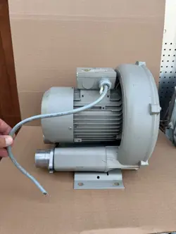 SIEMENS ELMO-G 2BH1400-1AC11 SIDE CHANNEL BLOWER VACUUM MOTOR 220/480V GERMANY