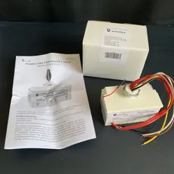 ECHOFLEX 8189A1113-X-1 POWER LOAD CONTROLLER ER1C-FLU 120/277/347- WITH MANUAL