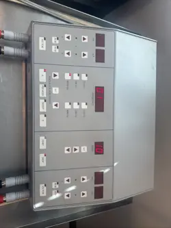 LSI SYSTEM IV INTERFERENTIAL ELECTROTHERAPY UNIT