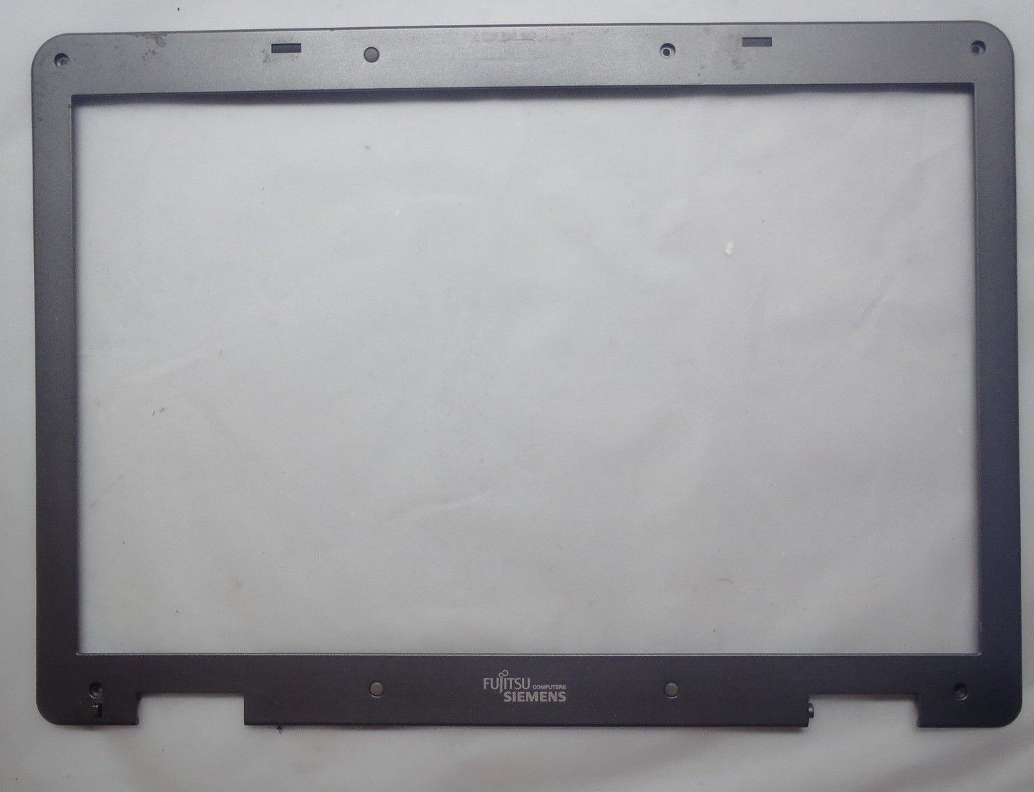 Fujitsu Siemens Esprimo Mobile V5505 Bezel LCD Screen Display Cover 41.4U504.001