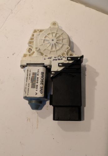 98-05 VW BEETLE LEFT Front LH DRIVER WINDOW MOTOR 1J2959802A OEM 