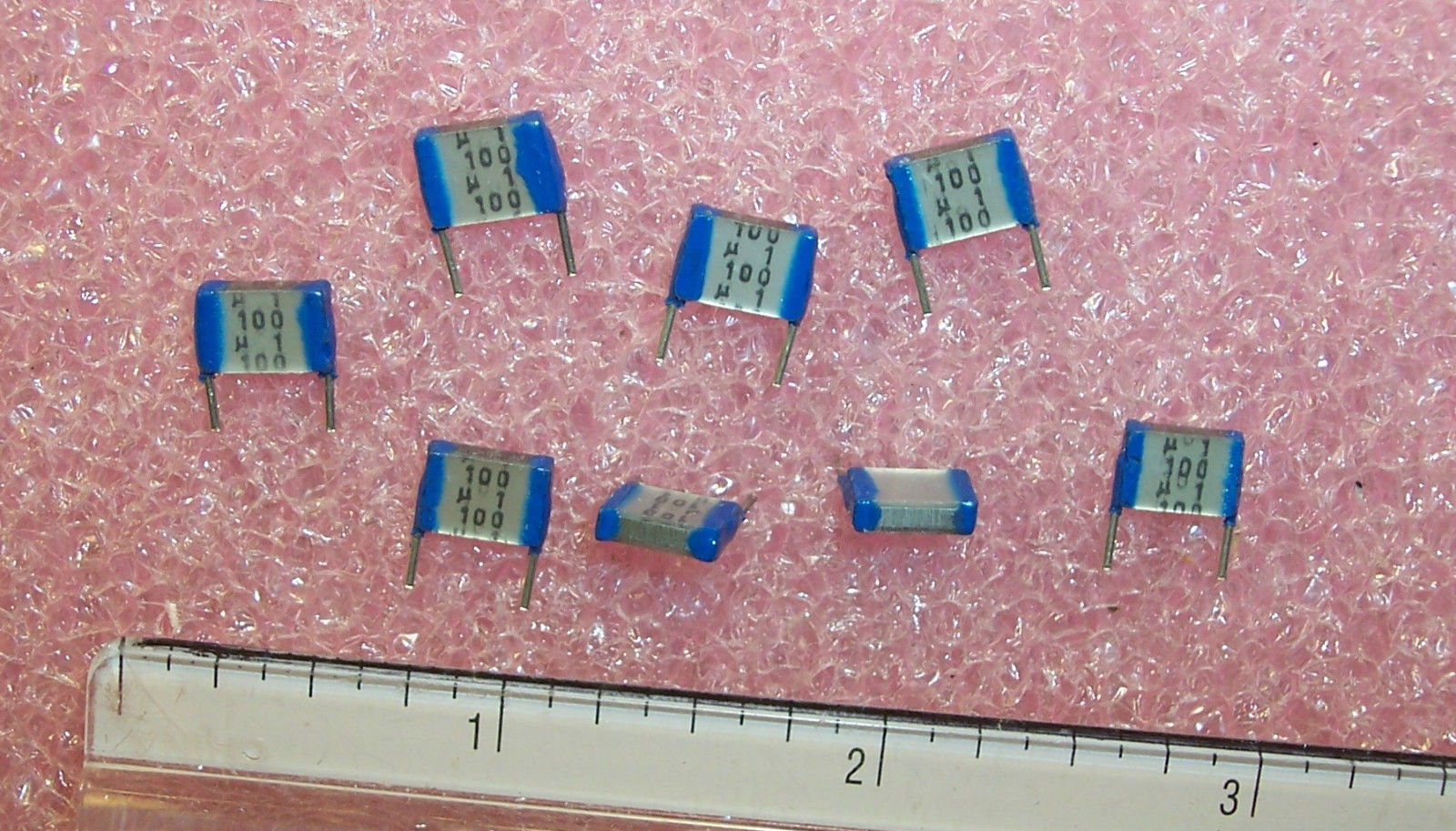 QTY (100)  .1uf 100V 10% METALLIZED POLYESTER CAPACITORS B32510D1104K SIEMENS