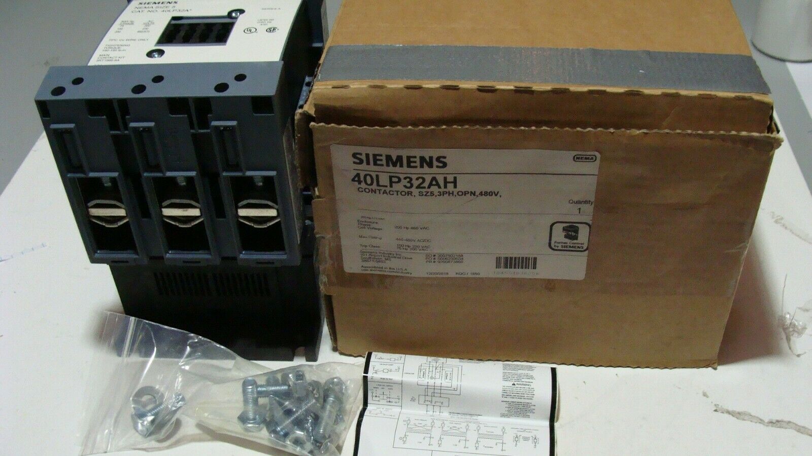 Siemens 40LP32AH / 40LP32A  SIZE 5 CONTACTOR  3PH  440-480V coil NEW 200HP@460V