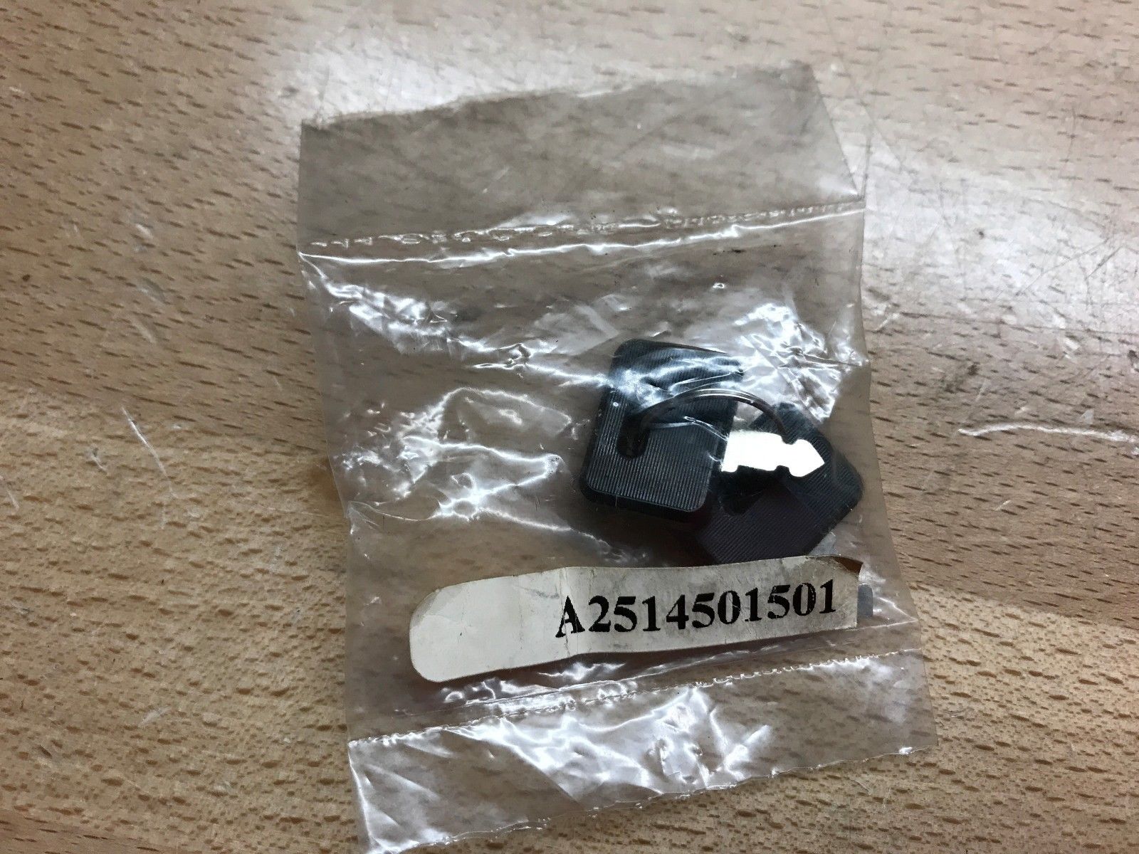 A2514501501 KEY SIEMENS-ALLEN BRADLEY EQUIPMENT KEY