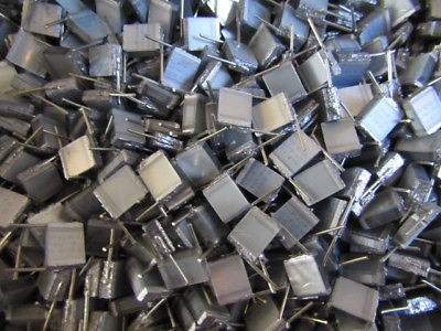 B32560-S3473-K011 Siemens .047uF, 10%, 250V, Radial Metal Film Cap NOS, 20 Piece