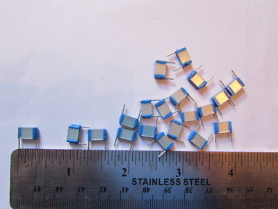 B32510-03333-J Siemens .033uF, 5%, 250V, Radial Metal Film Capacitors Qty: 20pc