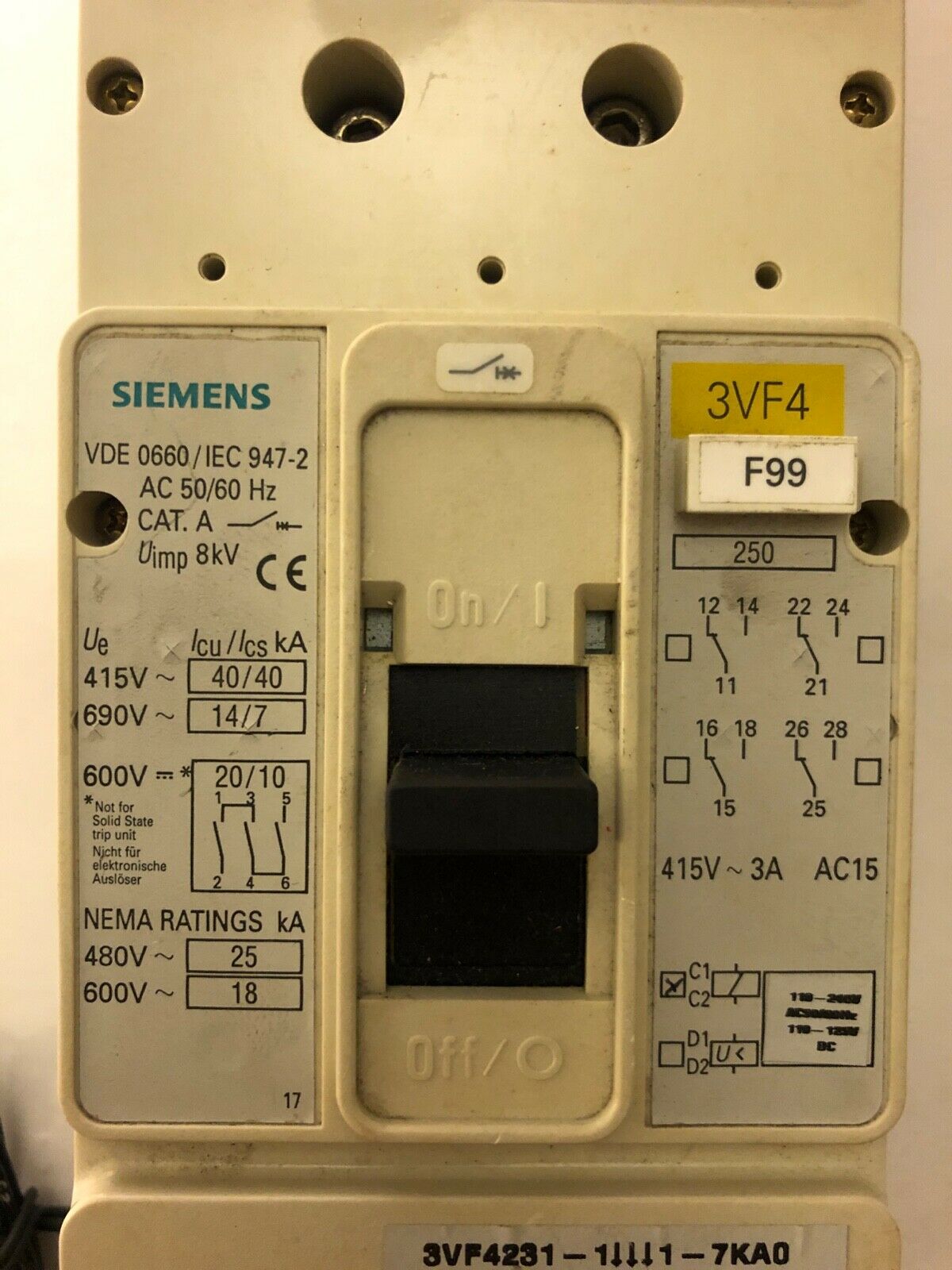 Siemens 3VF4 VDE 0660 IEC 947-2 AC 50/60Hz 3Ph Breaker 125A 600VAC 