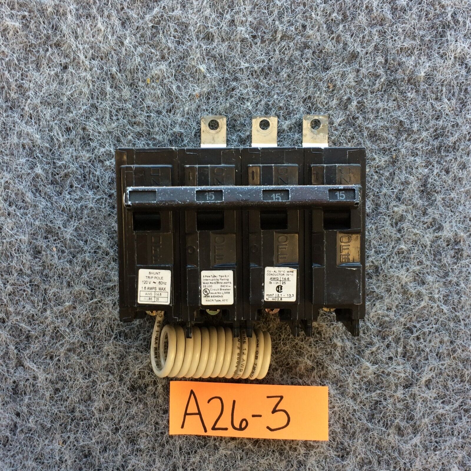 Brand New Siemens B315H00S01 3 Pole 15A Shunt-Trip Breaker Warranty NOS 