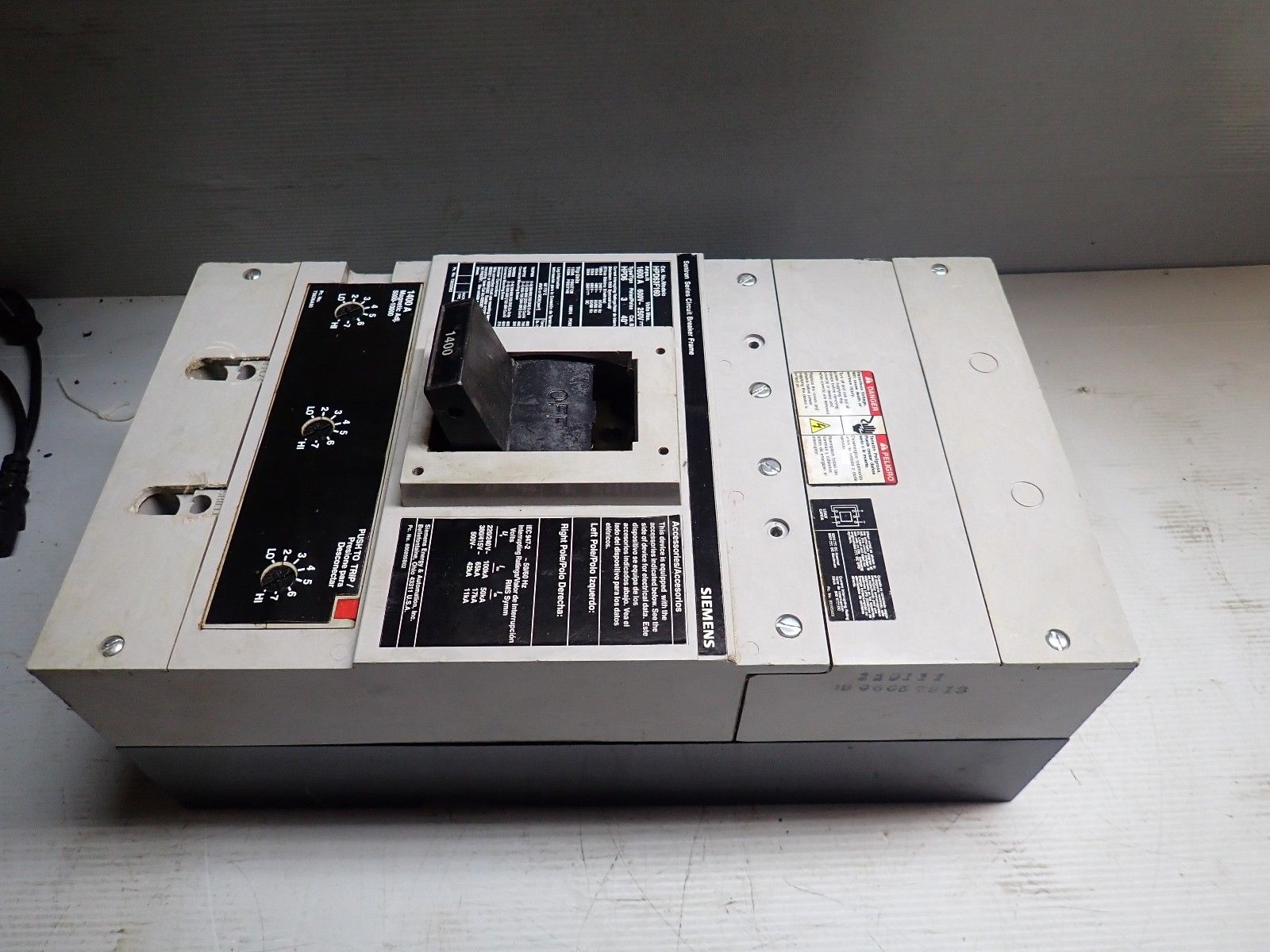 Siemens Circuit Breaker_HPD63F160_1600A_1600 AMPS_600 ~ 250 V DC