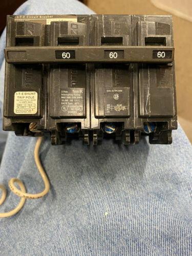 B36000S01-SIEMENS 60A AMP 3P POLE 240V BOLT ON BREAKER W/120V SHUNT TRIP - USED