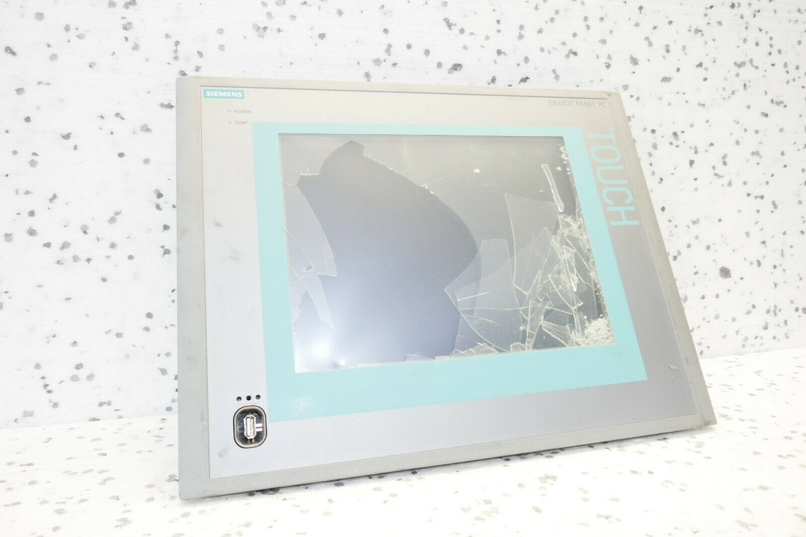 SIEMENS SIMATIC A5E02713375 PANEL 12T 677B/C PANEL PC TOUCH.
