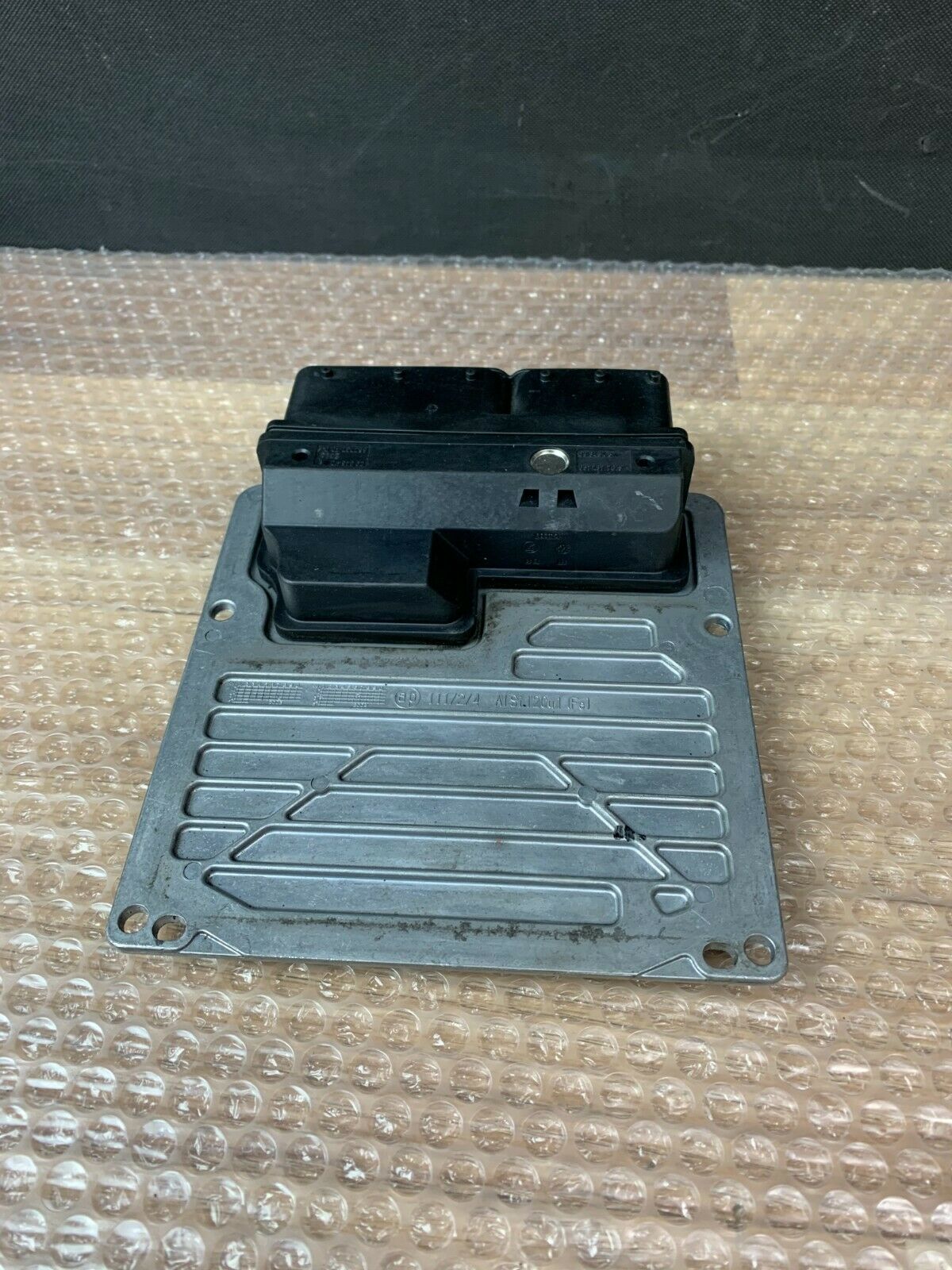 Mercedes-Benz Engine Control Unit Siemens A2711530491