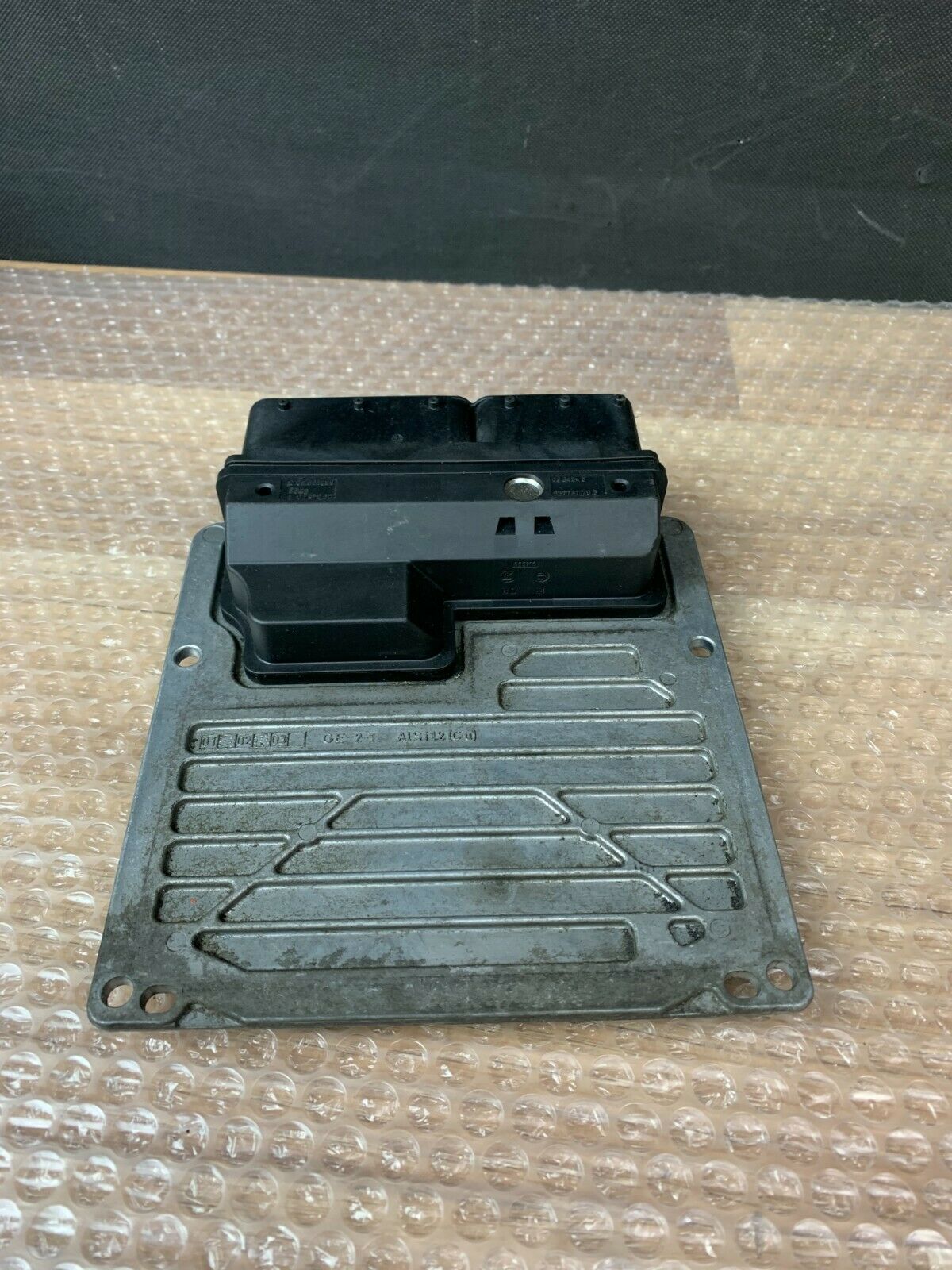Mercedes-Benz Engine Control Unit Siemens A2711534579