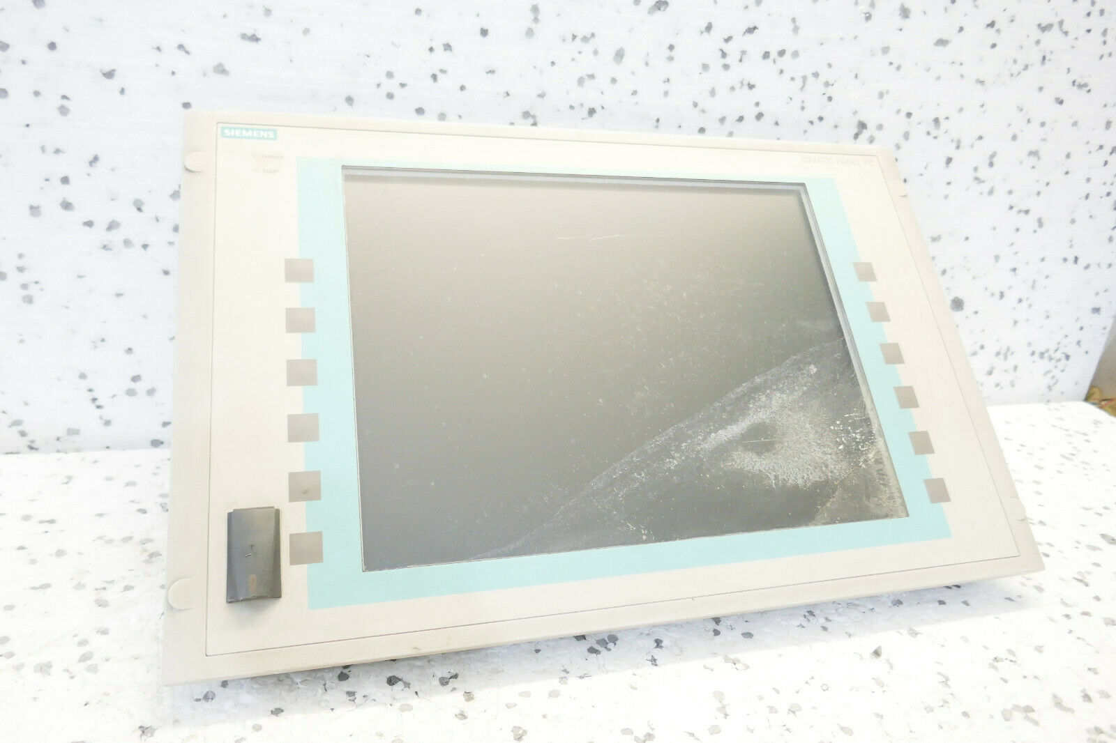 SIEMENS A5E00510837 SIMATIC OEM PANEL FAT CLIENT PC 677.