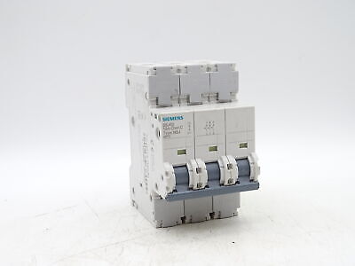 Siemens 5SJ4313-7HG42 Circuit Breaker
