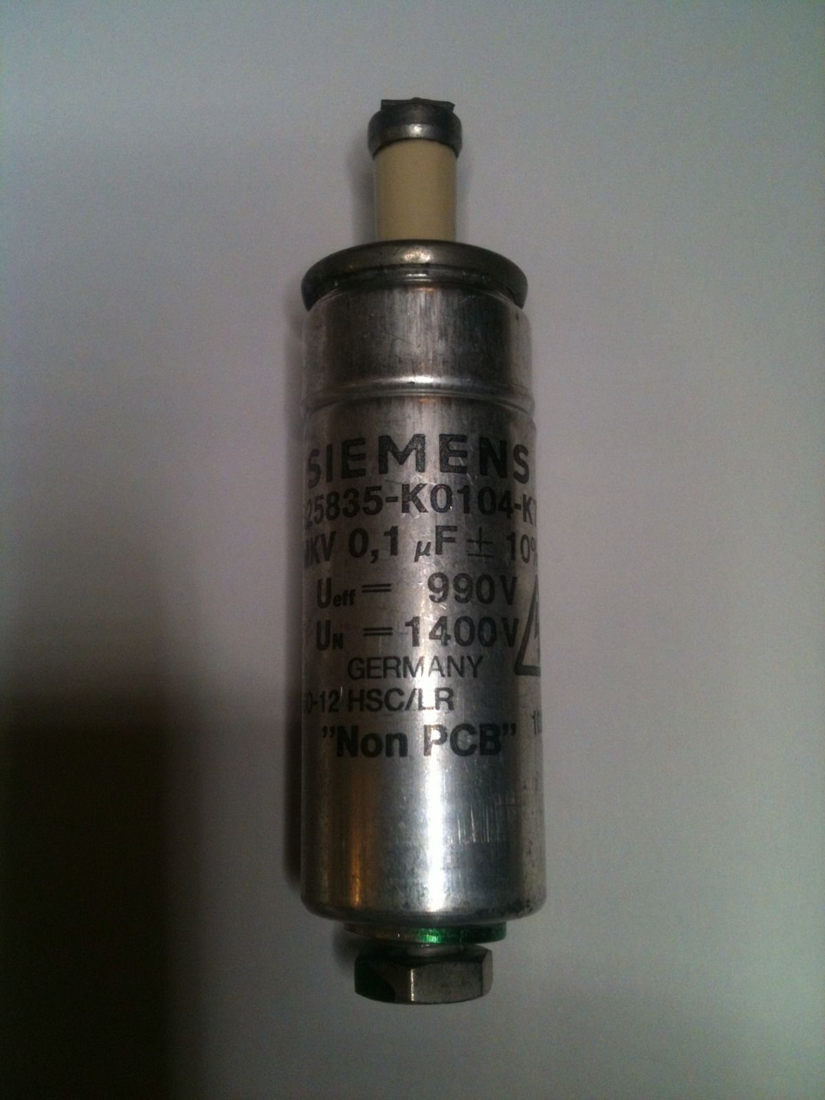 SIEMENS B25835-K0104-K007 