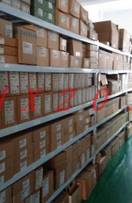 ONE NEW SIEMENS 6SL3 210-1KE15-8UF1