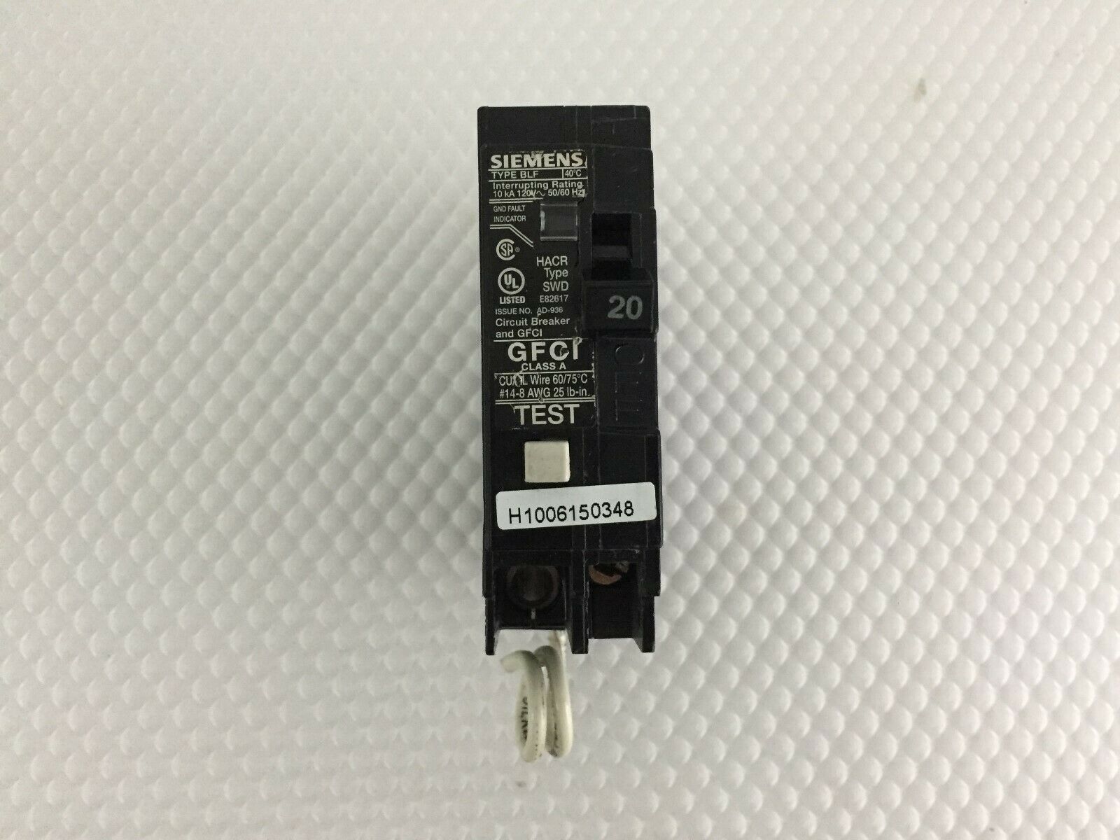 SIEMENS BLF2 20 AMP SINGLE POLE BOLT IN GFI BREAKER..175