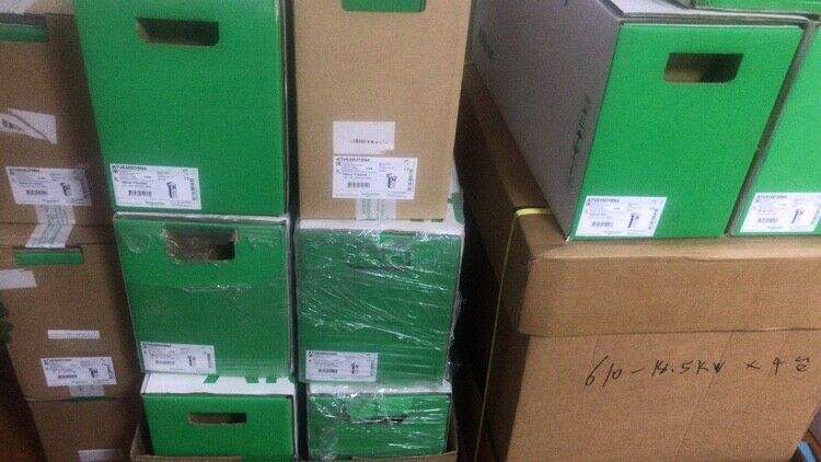 Siemens ATV71HU75N4Z Inverter New In Box Expedited Shipping