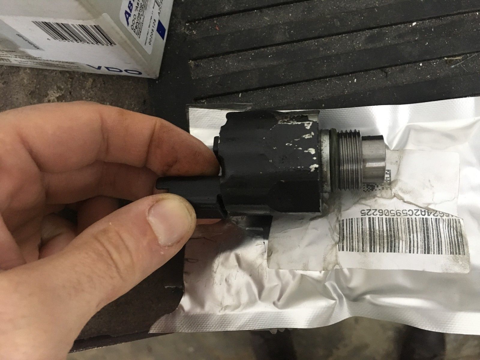  Ford, Citroen Siemens-VDO Pressure Control Valve A2C59506225 / X39-800-300-005Z