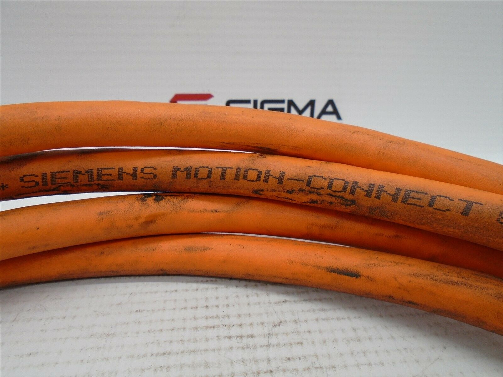 Siemens A5E02403572_A1 Motion-Connect Cable, 11ft w/ E195088 6-Pin Connector