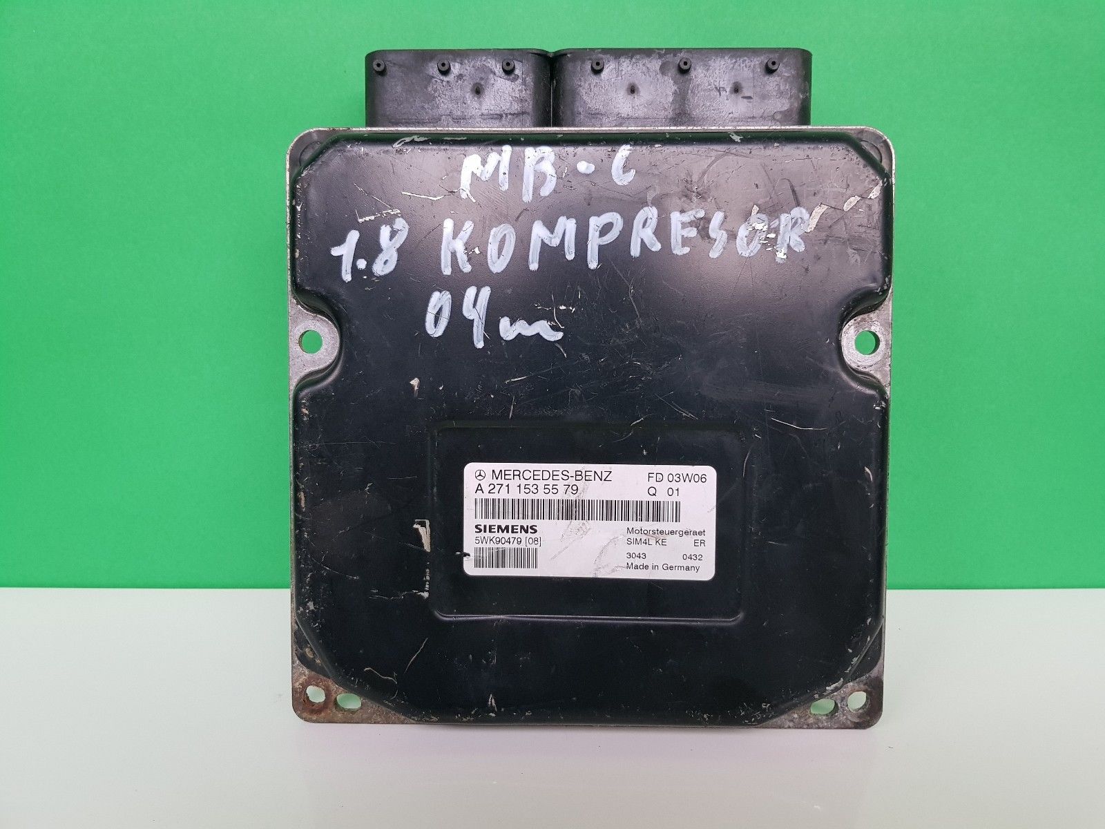Mercedes Benz Engine Control Unit A 271 153 55 79 A2711535579 5wk90479 Sim4l ke