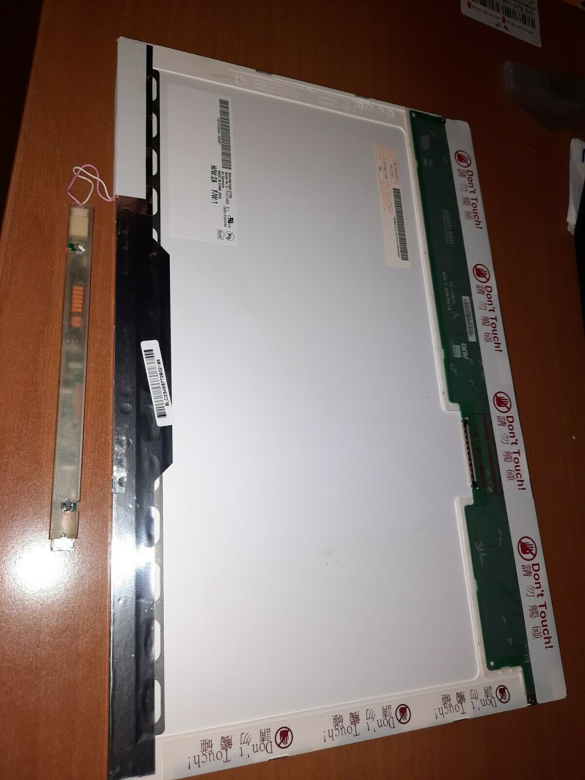 Fujitsu Siemens Amilo Pi 2530 LCD SCREEN LCD DISPLAY B154EW08 + INVERTER