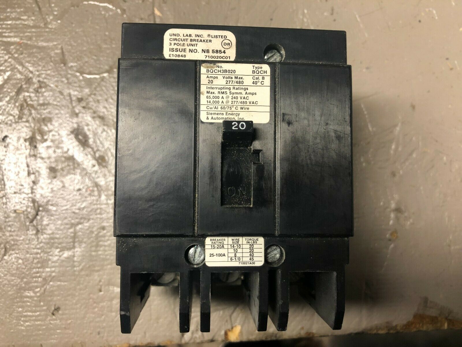 circuit breaker siemens BQCH3B020