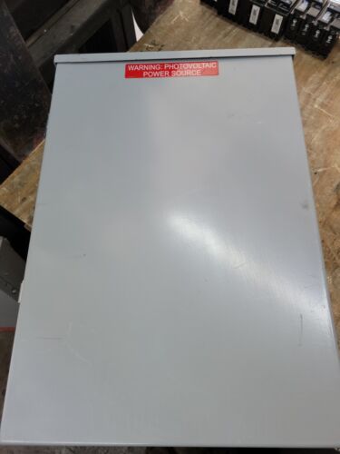 Sn Series 125 Amp, 12-circuit, 240V SNW1224L1125 Outdoor Main Plug-on 