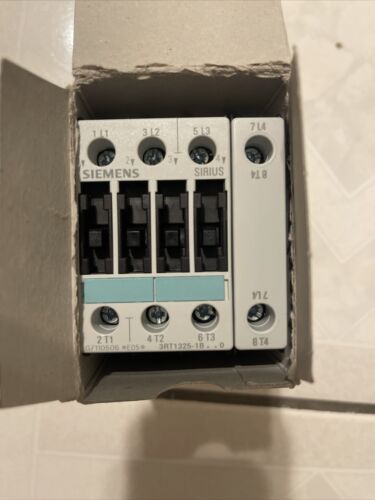 Siemens 3RT1 325-1BB40 / 3RT1325-1BB40,  Contactor  / New