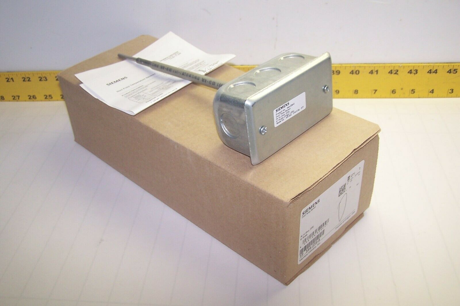 NEW SIEMENS DUCT TEMPERATURE SENSOR 1K OHM 8&quot; PROBE  544-339-8