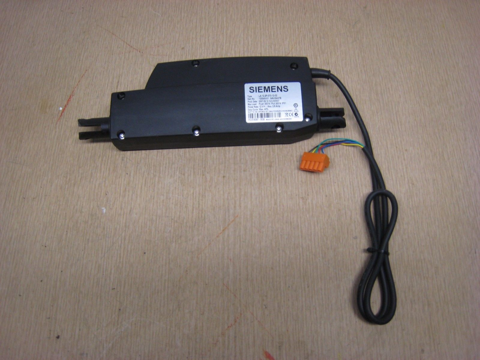 SIEMENS LA 12.2P-07-12-02 120045-01 546-00437B LABORATORY ELECTRONIC ACTUATOR
