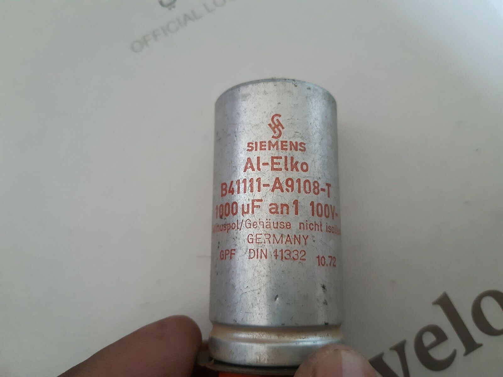 Siemens Al-Eleko B41111-A9108-T 1000UF an1 100V Al-Elko Electrolytic Capacitors