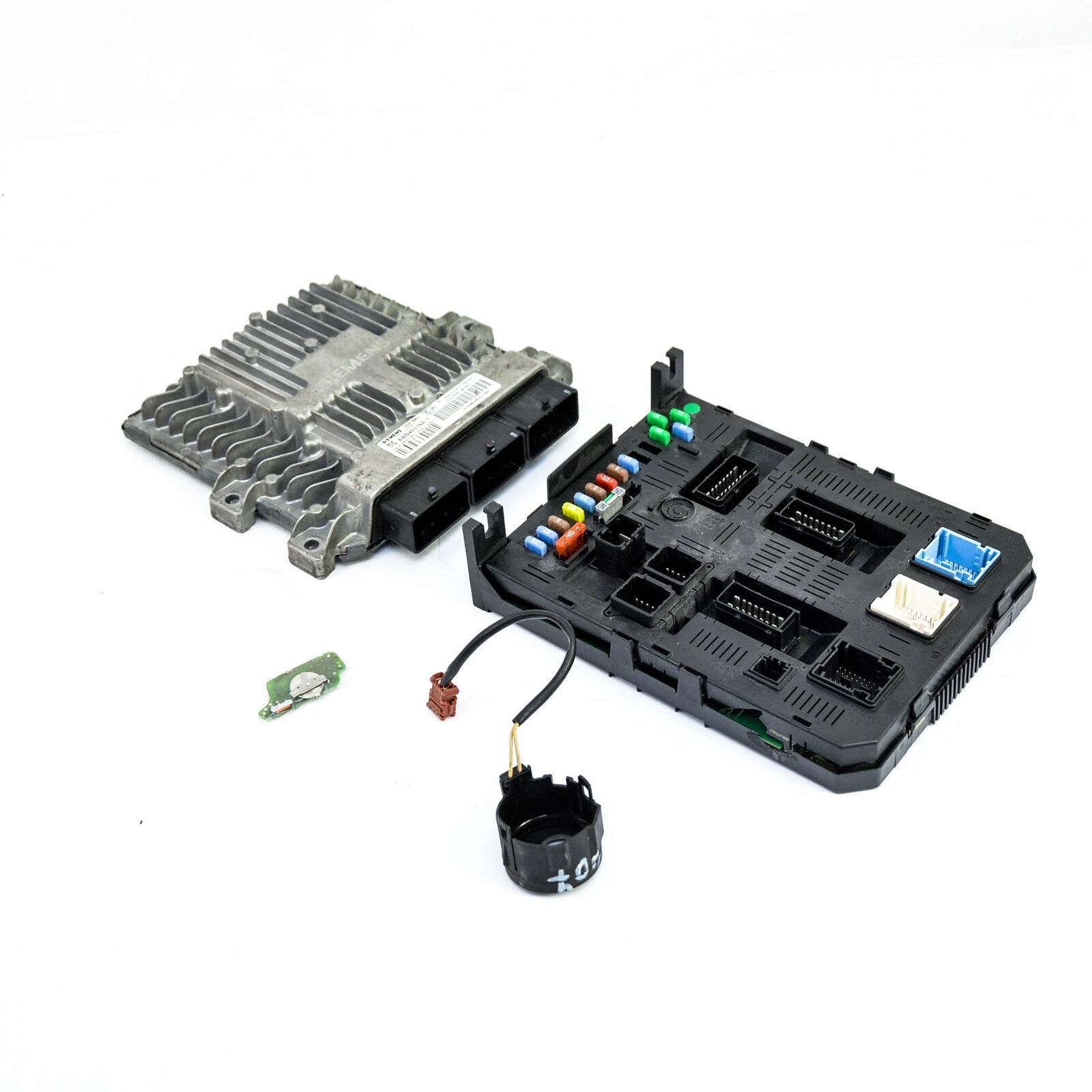 ECU Engine Control Unit Starter Kit Set Peugeot 407 2004 OEM 9658198080 Siemens