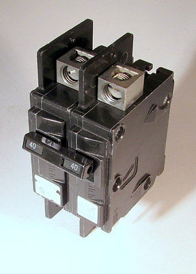 BQ2B040QX - NEW - Siemens / ITE  Circuit Breaker - Free UPS Ground