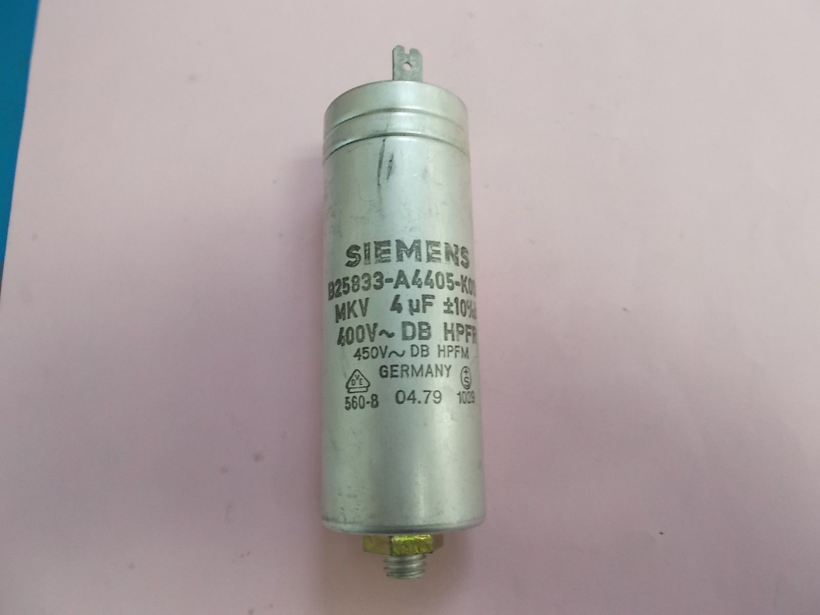 Siemens Capacitor B25833-A4405-K000