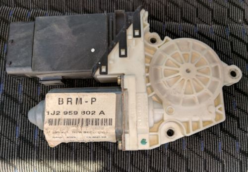 98-05 VW BEETLE LEFT FRONT DRIVER WINDOW MOTOR 1J2959802A