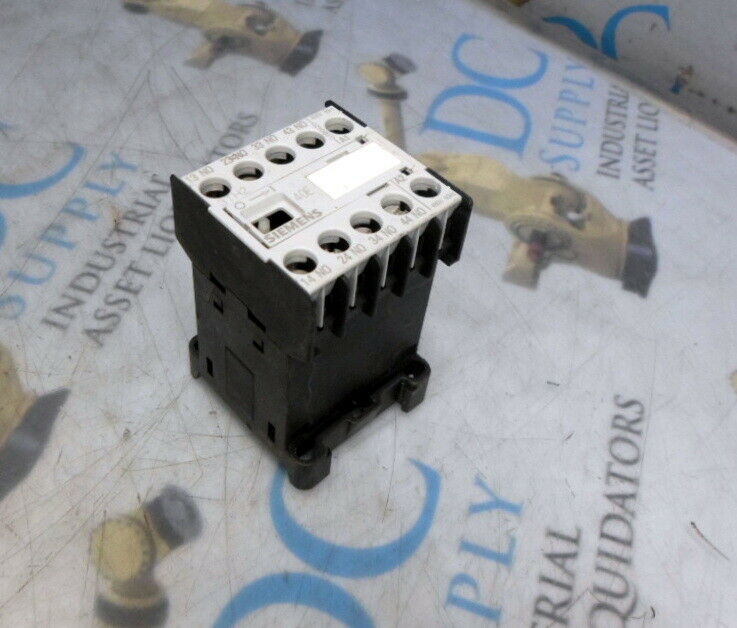 SIEMENS 3TH2040-0AV0 10 A 240 V CONTACTOR RELAY