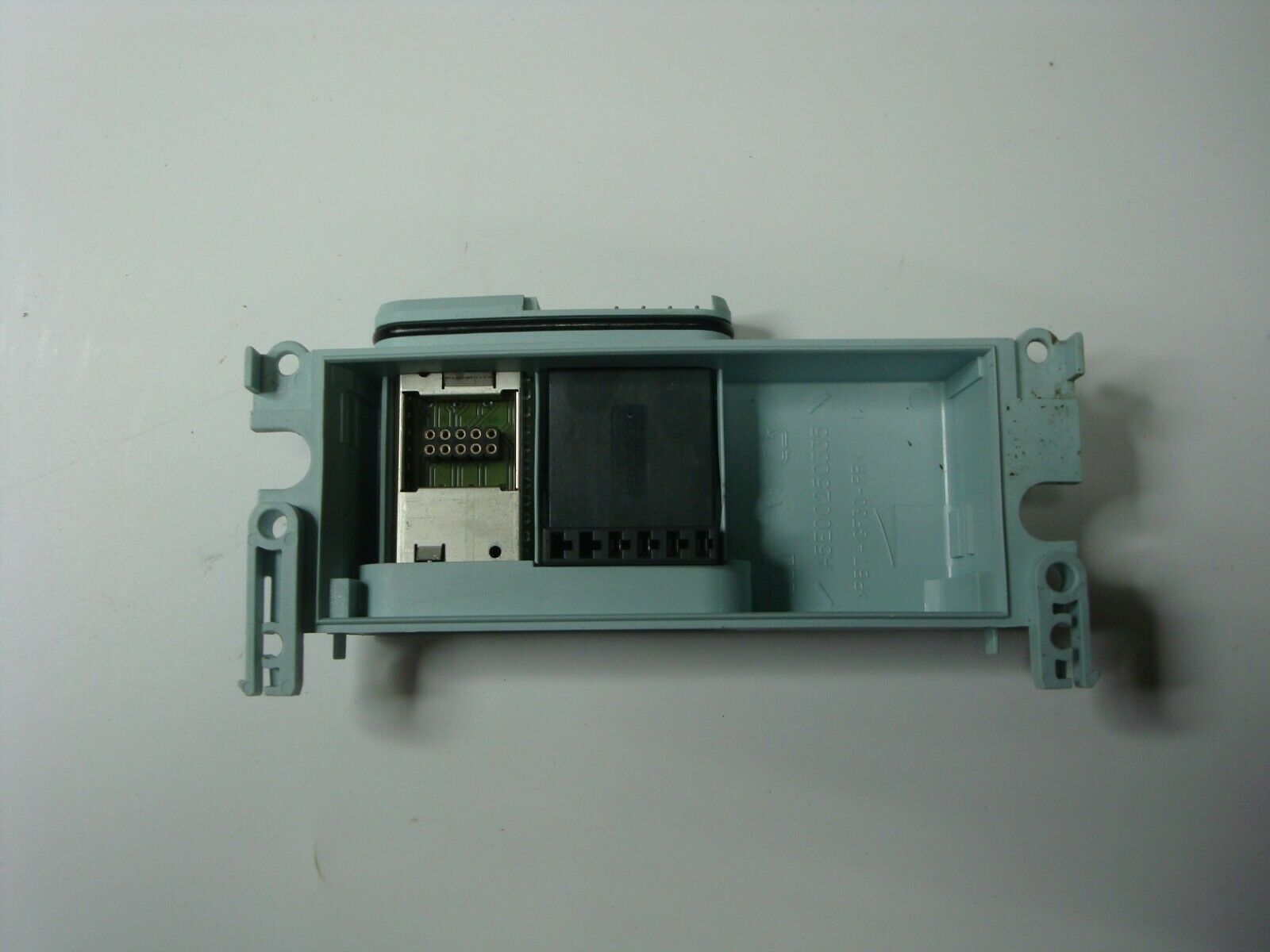 SIEMENS A5E00250335 ET 200 PRO SLOT RACK MOUNT