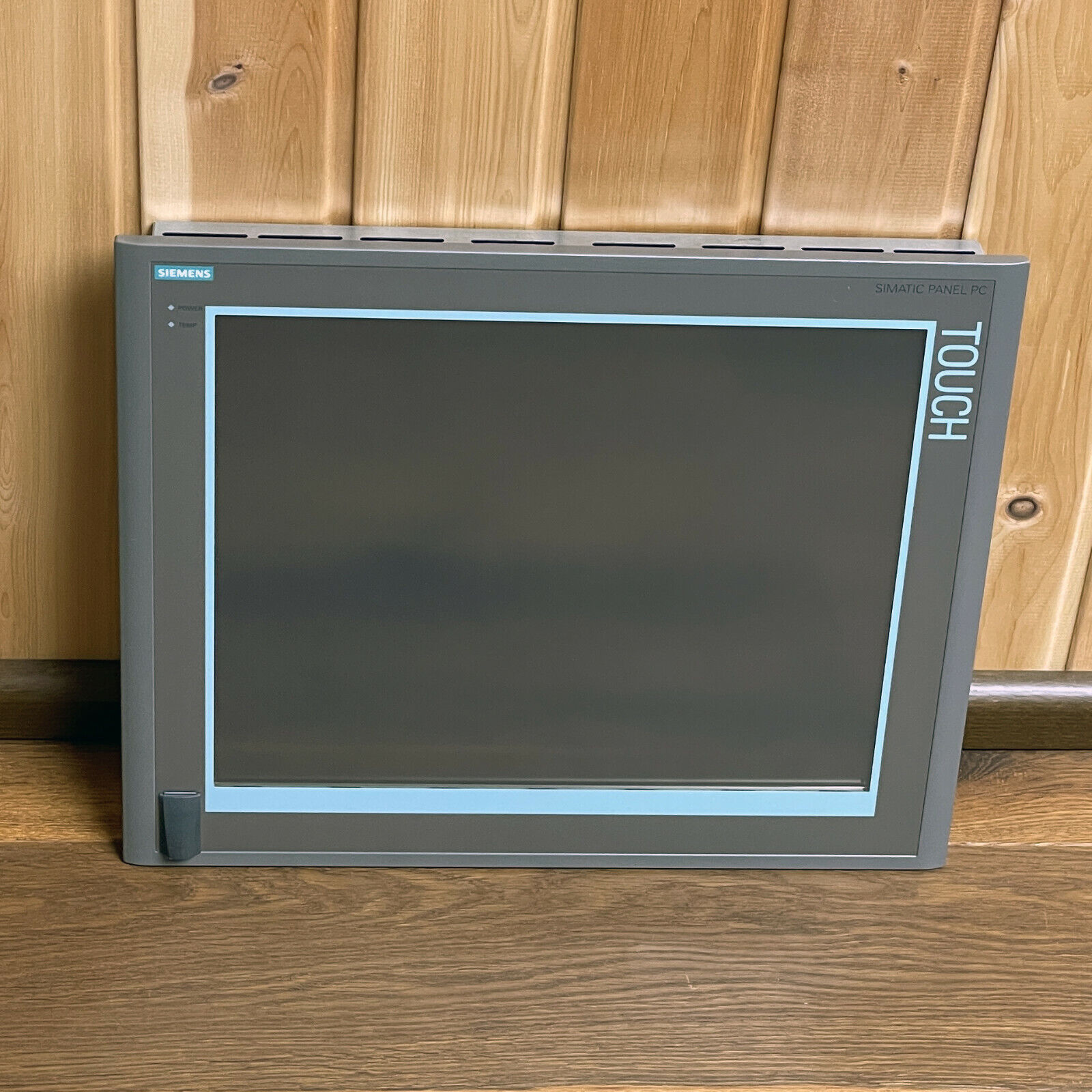Siemens Simatic A5E00747056 PC Panel Touchscreen 19 Zoll 677 877 ROHS