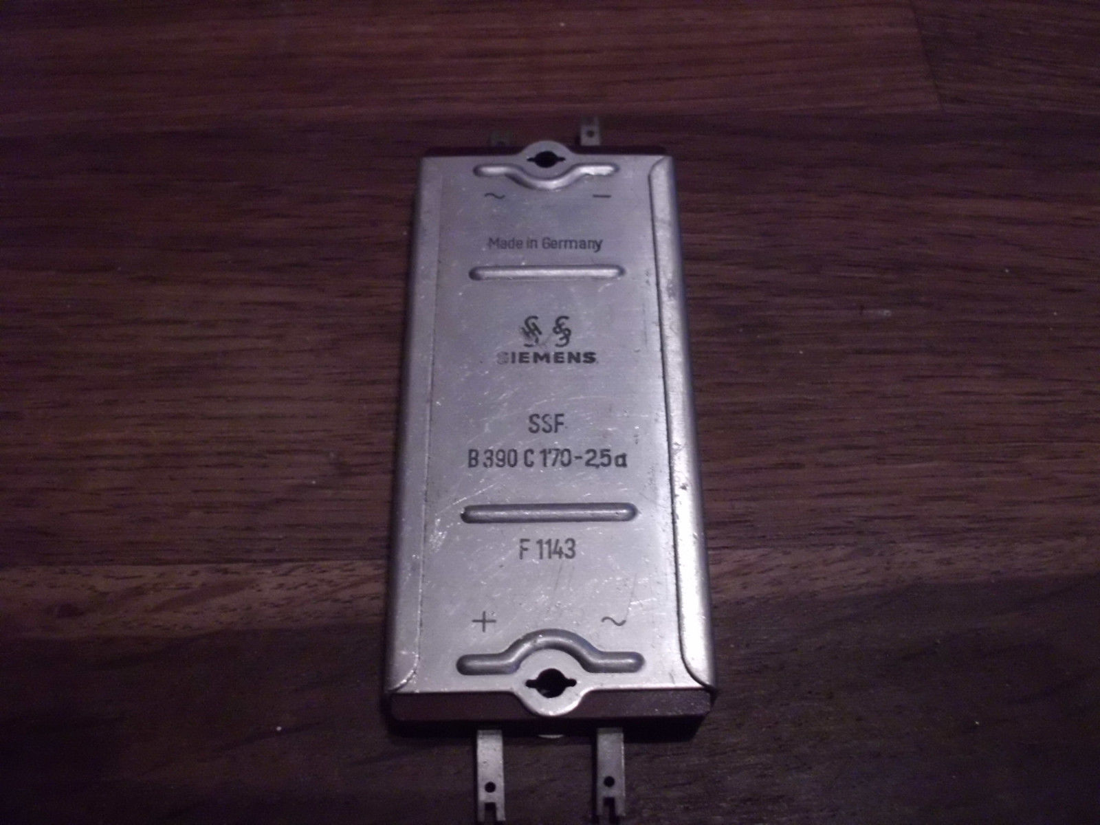 SIEMENS SELENIUM-BRIDGE-RECTIFIER 1Pcs B390C170-2,5a 390V170A  RARE NEW