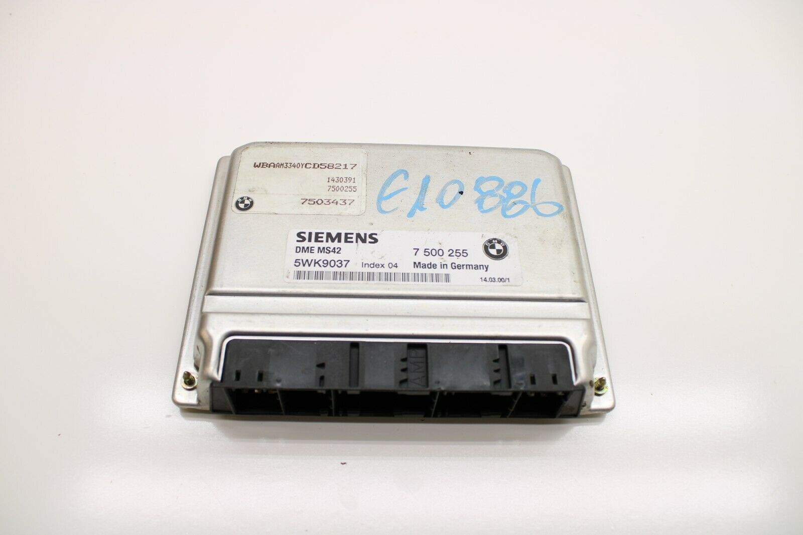 1999-2000 BMW E46 323i ENGINE CONTROL COMPUTER MODULE ECM ECU OEM 7503437