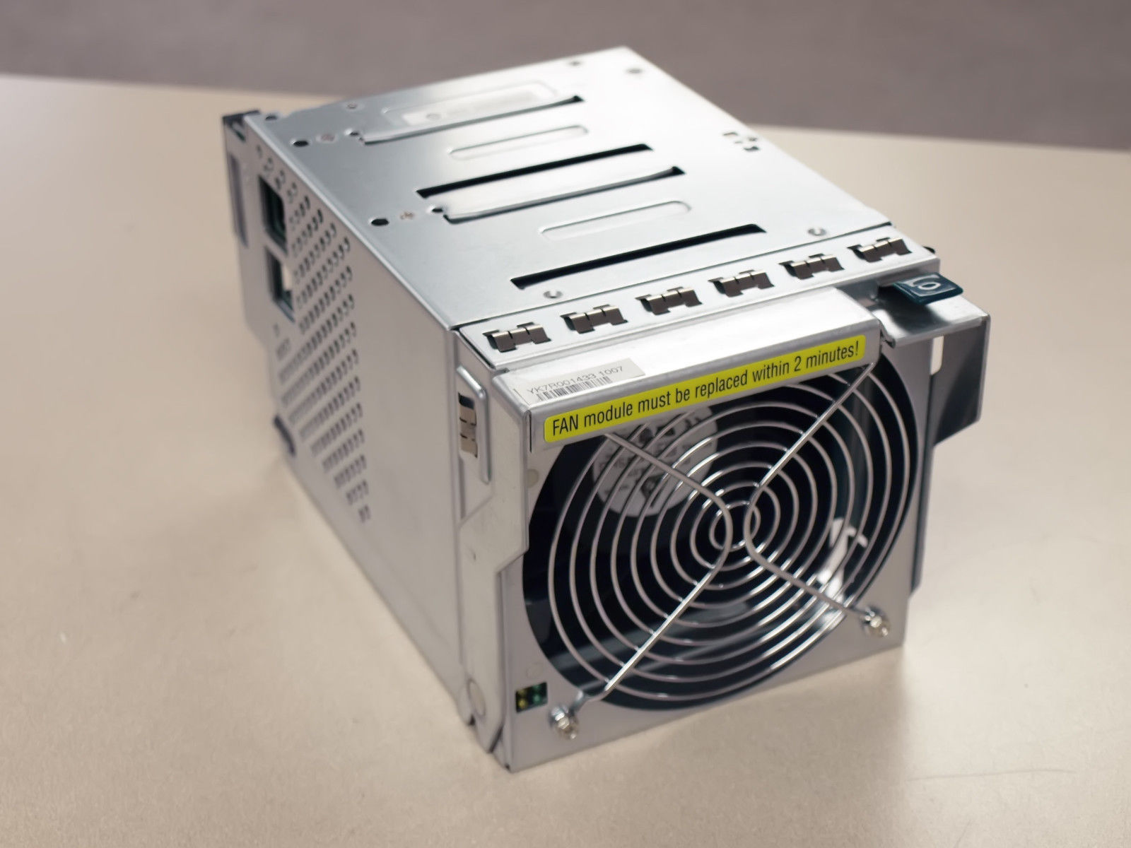 Fujitsu Siemens Primergy A3C40073245 GS02 BX600 Fan Module DAS71TBC4A7 w/Fans