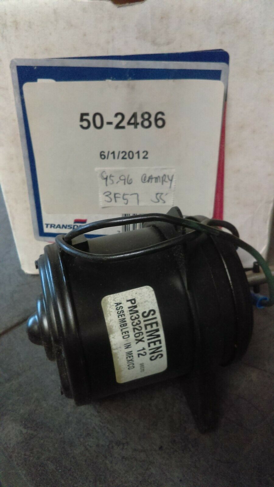 Cooling fan motor fits 1995-1996 Toyota Camry 50-2486 **NEW**